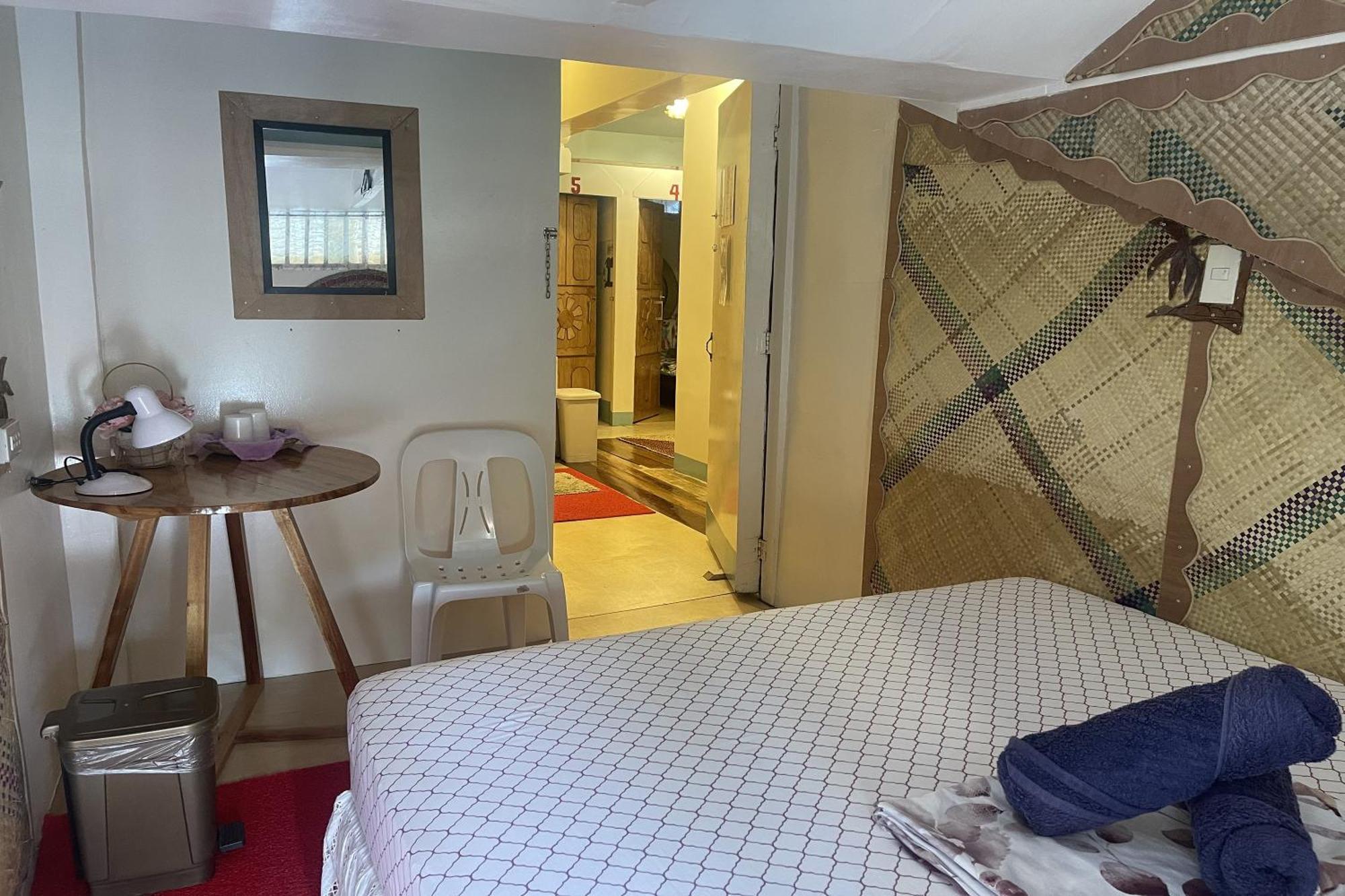 Balai Vivencio Hostel Пуэрто-Принцеса Экстерьер фото