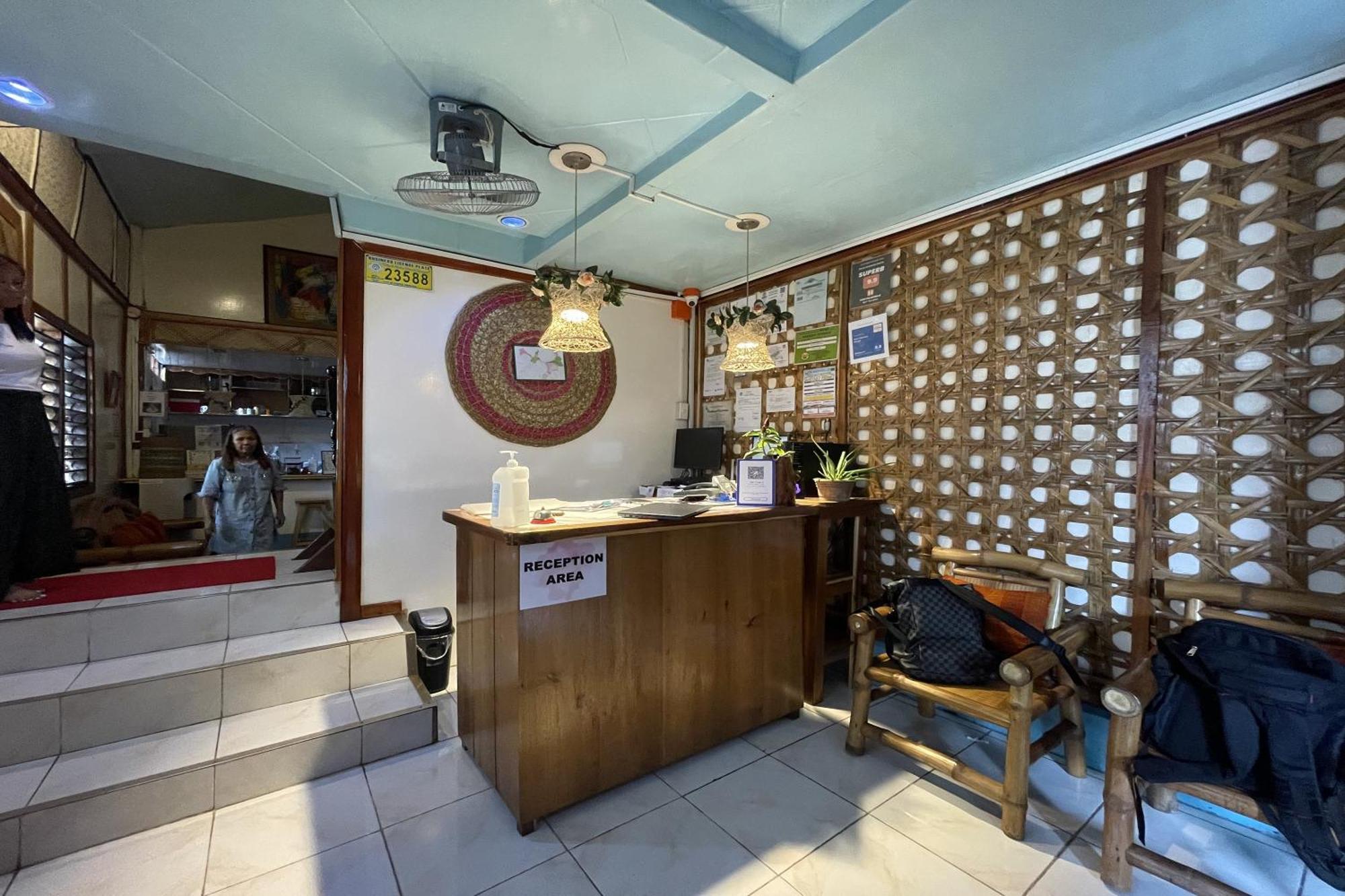 Balai Vivencio Hostel Пуэрто-Принцеса Экстерьер фото