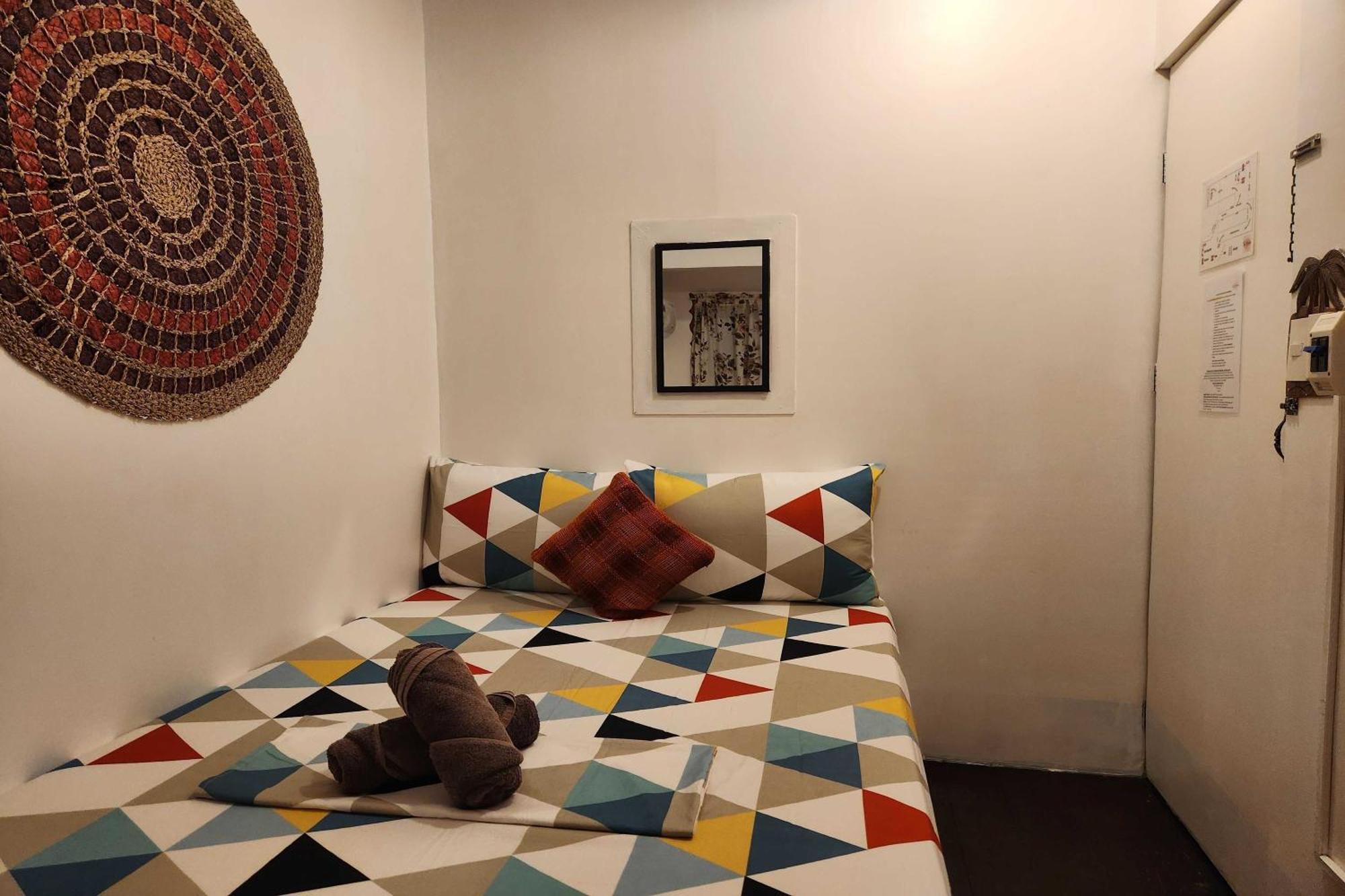 Balai Vivencio Hostel Пуэрто-Принцеса Экстерьер фото