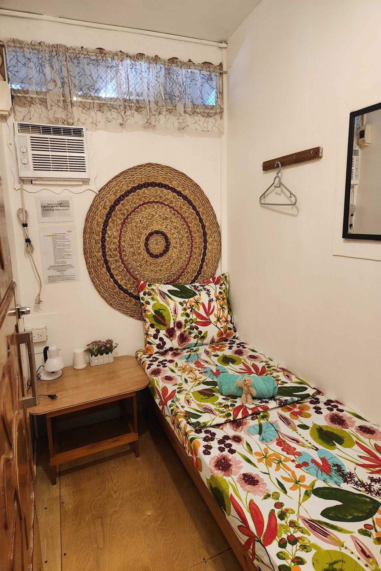Balai Vivencio Hostel Пуэрто-Принцеса Экстерьер фото