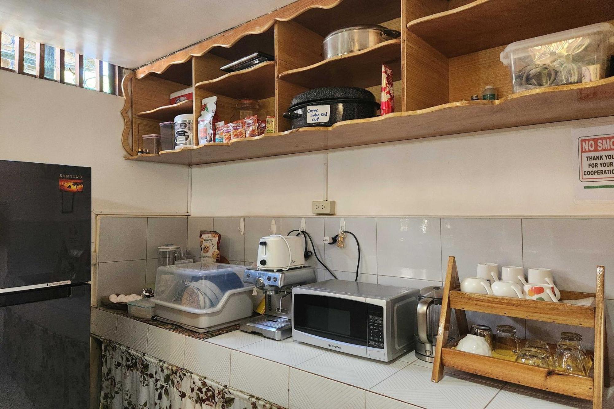 Balai Vivencio Hostel Пуэрто-Принцеса Экстерьер фото